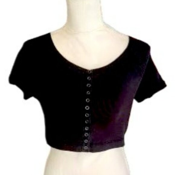 Silence + Noise Black Short Sleeve Crop Top in Size Medium - Picture 1 of 4